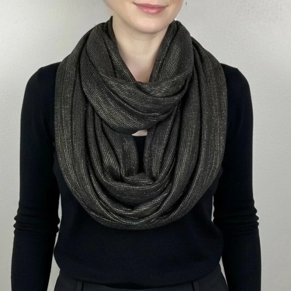 Gold Metallic Black Infinity Scarf EUC Shimmer Evening Wrap Sparkle Loop Knit
